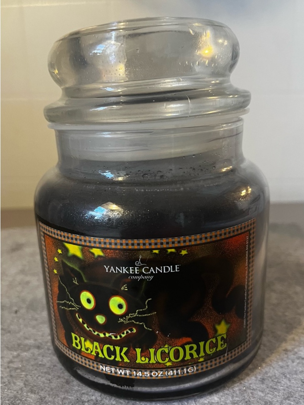 Yankee Candle Black Licorice Glow Eyes Black Cat Halloween Candle 14.5 Oz Jar